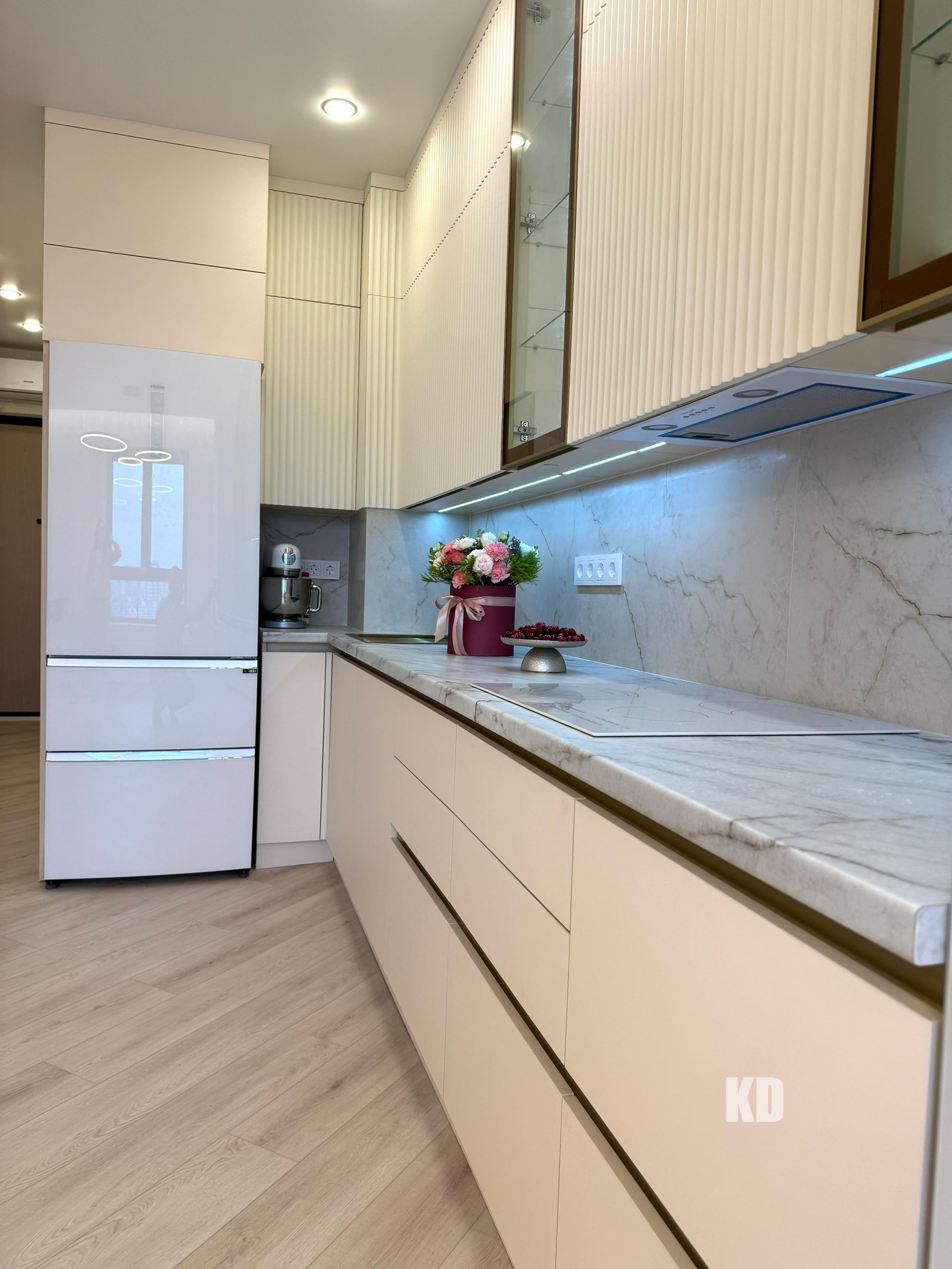 Кухня современная Precision Cabinetry Кухня современная Precision Cabinetry